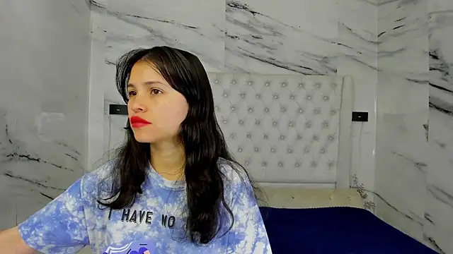 Ari and Storm online show from September 26, 2025, 2:32 pm