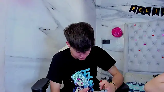 Ari and Storm online show from March 31, 2026, 2:28 pm