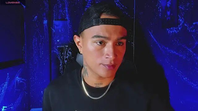 LiamDeep online show from September 21, 2025, 10:44 pm