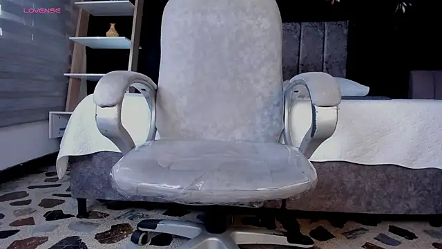 LiamDeep online show from April 14, 2026, 7:53 pm