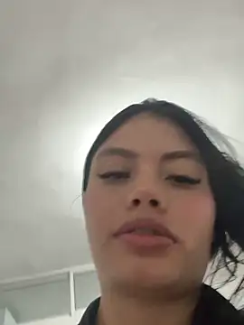 Snapshot of fendi_E chatting on September 11, 2025, 4:01 am fendi E online show from September 11, 2025, 4:01 am