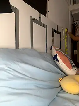 Snapshot of fendi_E chatting on October 5, 2025, 5:50 am fendi E online show from October 5, 2025, 5:50 am