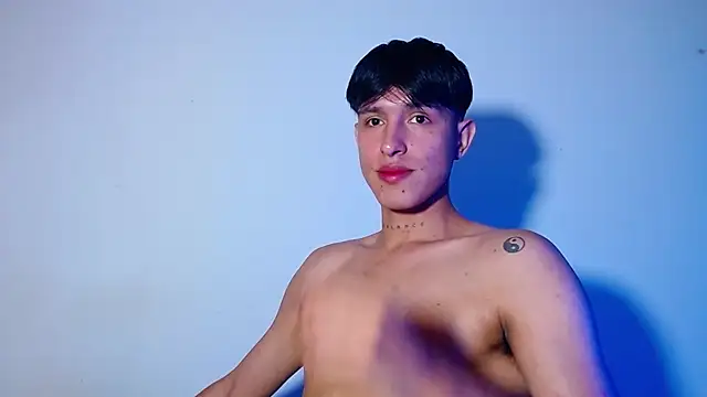 Snapshot of rowanbigboy23 chatting on November 16, 2025, 9:09 pm rowanbigboy23 online show from November 16, 2025, 9:09 pm