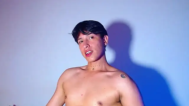 Snapshot of rowanbigboy23 chatting on January 18, 2026, 4:55 pm rowanbigboy23 online show from January 18, 2026, 4:55 pm