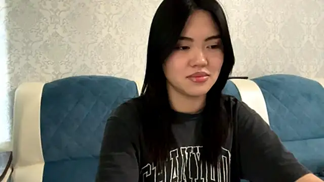 Snapshot of MIMIMary chatting on September 19, 2025, 10:05 am MIMIMary online show from September 19, 2025, 10:05 am