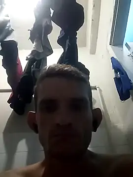 kelvinjesus34 online show from September 19, 2025, 2:35 am