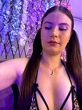 Snapshot of Tegui-sc chatting on October 3, 2025, 3:03 am Tegui-sc online show from October 3, 2025, 3:03 am