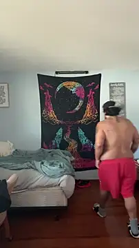 Snapshot of Lunablu13 chatting on December 17, 2025, 2:56 pm Lunablu13 online show from December 17, 2025, 2:56 pm