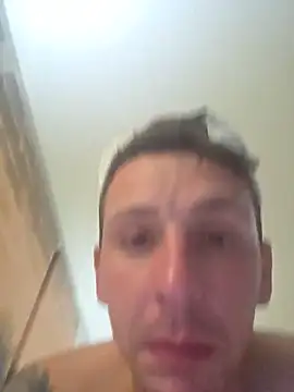 Snapshot of cuteqaldo chatting on May 19, 2026, 7:04 am cuteqaldo online show from May 19, 2026, 7:04 am