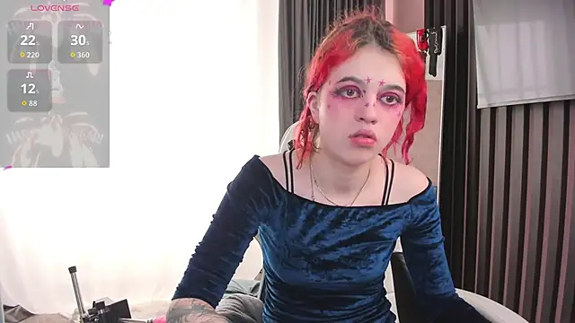 Snapshot of NoelleGothicShadow chatting on December 20, 2025, 11:01 pm NoelleGothicShadow online show from December 20, 2025, 11:01 pm
