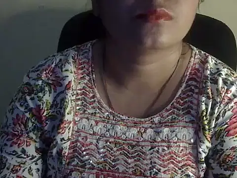 Aanya Hazel online show from November 22, 2025, 10:47 am