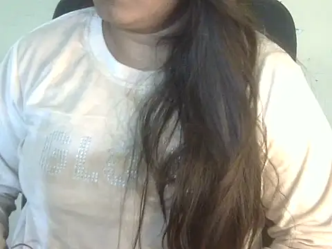 Aanya Hazel online show from December 20, 2025, 9:44 pm