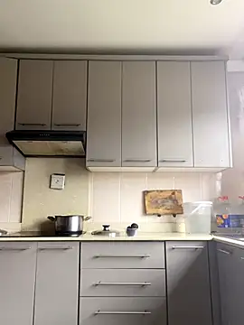 031bubbles online show from December 21, 2025, 9:16 am