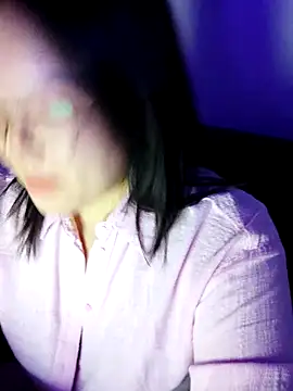 Snapshot of Innogin chatting on November 7, 2025, 5:46 pm Innogin online show from November 7, 2025, 5:46 pm