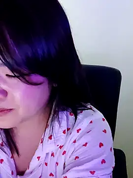 Snapshot of Innogin chatting on November 14, 2025, 6:17 pm Innogin online show from November 14, 2025, 6:17 pm