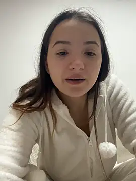 Snapshot of MissMay chatting on October 3, 2025, 9:28 am MissMay online show from October 3, 2025, 9:28 am
