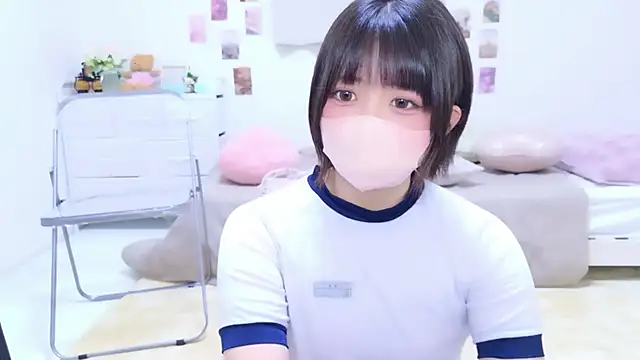 Snapshot of Hinata_Sun chatting on February 25, 2026, 1:54 pm Hinata Sun online show from February 25, 2026, 1:54 pm