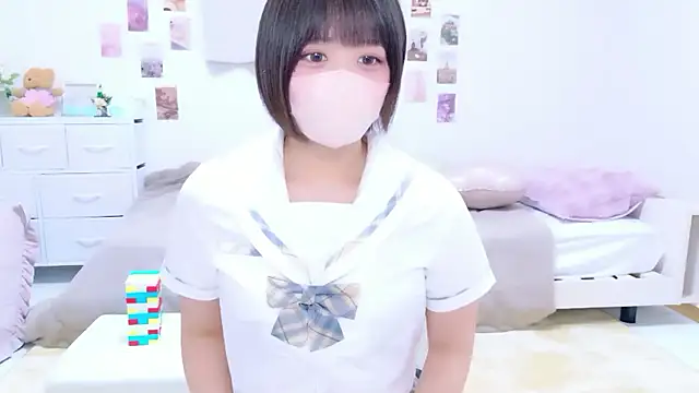 Snapshot of Hinata_Sun chatting on February 27, 2026, 1:22 pm Hinata Sun online show from February 27, 2026, 1:22 pm