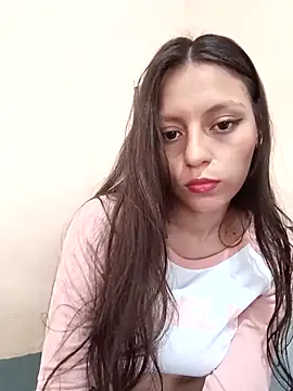 Snapshot of Lahila_ chatting on December 22, 2025, 1:30 pm Lahila online show from December 22, 2025, 1:30 pm