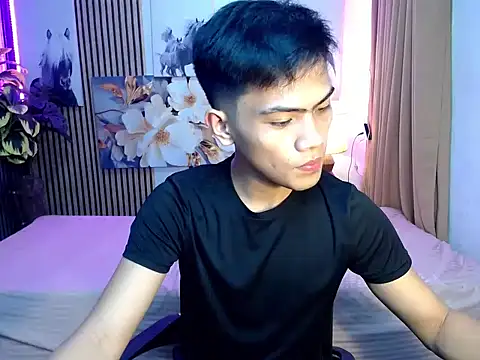 Snapshot of alex_cummer chatting on January 13, 2026, 5:02 am alex cummer online show from January 13, 2026, 5:02 am