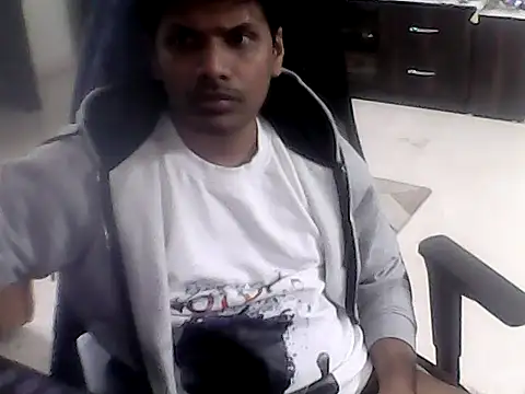 Snapshot of Bakasur_19 chatting on December 17, 2025, 7:20 pm Bakasur 19 online show from December 17, 2025, 7:20 pm