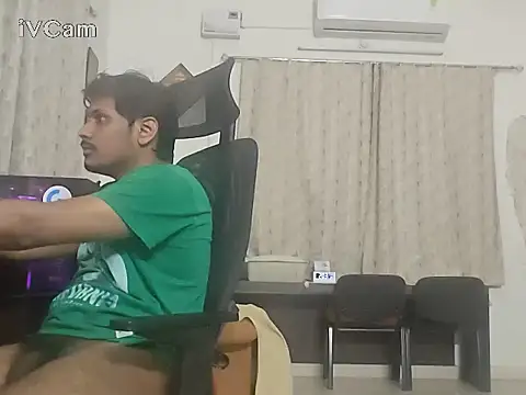 Snapshot of Bakasur_19 chatting on January 7, 2026, 8:33 pm Bakasur 19 online show from January 7, 2026, 8:33 pm