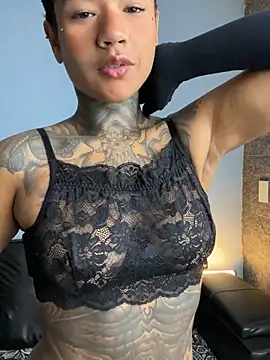 xbigpeach online show from November 4, 2025, 4:55 am