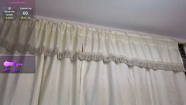 Snapshot of mariangellive chatting on October 13, 2025, 5:29 am mariangellive online show from October 13, 2025, 5:29 am