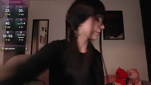 babedooll online show from December 4, 2025, 2:43 am