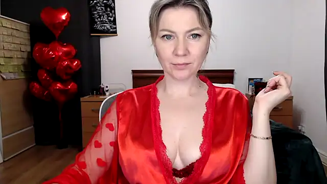 Snapshot of ParadiseAlina chatting on February 11, 2026, 6:46 pm ParadiseAlina online show from February 11, 2026, 6:46 pm