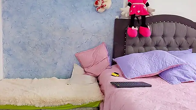 Snapshot of Nicolletorres2 chatting on November 29, 2025, 7:17 pm Nicolletorres2 online show from November 29, 2025, 7:17 pm