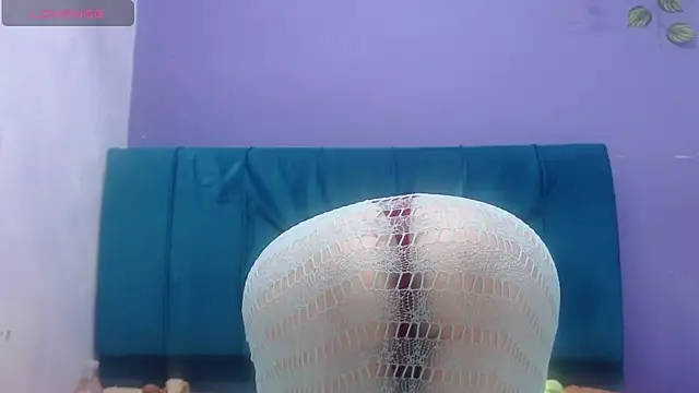 Snapshot of andrealopezcm101 chatting on February 5, 2026, 11:48 am andrealopezcm101 online show from February 5, 2026, 11:48 am