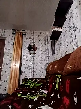 Lietta  online show from November 25, 2025, 8:31 pm