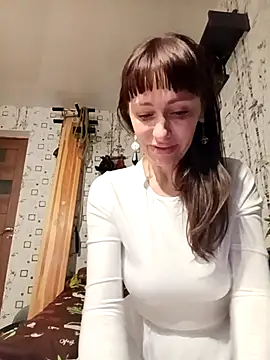 Snapshot of Lietta_ chatting on February 9, 2026, 8:13 pm Lietta online show from February 9, 2026, 8:13 pm