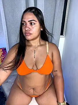 Snapshot of debie_buchans chatting on December 22, 2025, 9:39 am debie buchans online show from December 22, 2025, 9:39 am