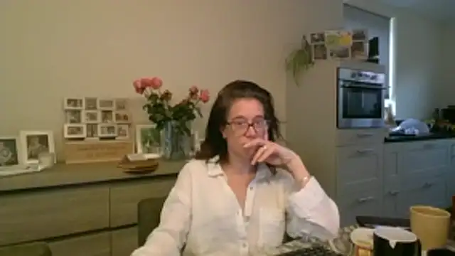 JezebelDutch online show from January 13, 2026, 1:27 pm