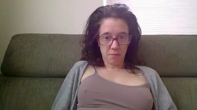 Snapshot of JezebelDutch chatting on February 5, 2026, 12:10 pm JezebelDutch online show from February 5, 2026, 12:10 pm