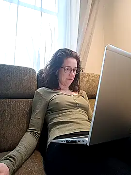 Snapshot of JezebelDutch chatting on February 24, 2026, 7:50 am JezebelDutch online show from February 24, 2026, 7:50 am