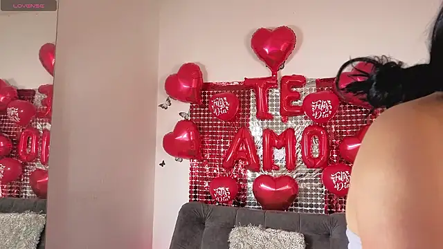 Snapshot of Candy_Chloe02 chatting on February 15, 2026, 11:30 am Candy Chloe02 online show from February 15, 2026, 11:30 am