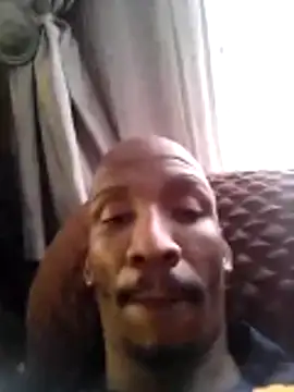 longdickson12345 online show from November 25, 2025, 6:24 am