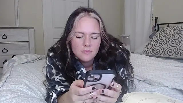 Snapshot of livvylane chatting on October 11, 2025, 2:11 am livvylane online show from October 11, 2025, 2:11 am