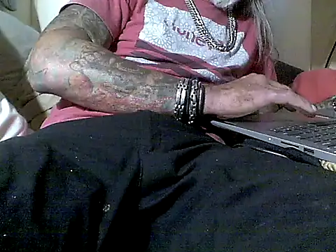 crassanova online show from December 16, 2025, 4:45 pm