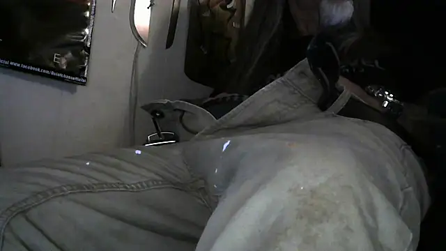 Snapshot of crassanova chatting on February 28, 2026, 11:22 am crassanova online show from February 28, 2026, 11:22 am