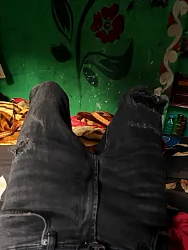 Snapshot of biswasb900 chatting on December 17, 2025, 10:43 am biswasb900 online show from December 17, 2025, 10:43 am