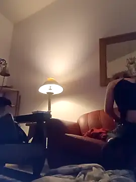 Snapshot of Marizoka chatting on October 1, 2025, 9:37 am Marizoka online show from October 1, 2025, 9:37 am