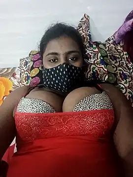 Snapshot of Schii69 chatting on November 28, 2025, 4:42 pm Schii69 online show from November 28, 2025, 4:42 pm