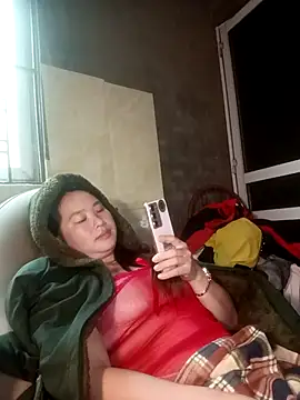 suki-lady online show from October 24, 2025, 2:19 am