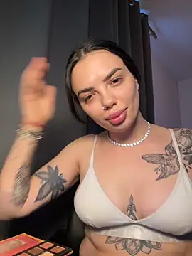 -RAHELA- online show from October 28, 2025, 11:47 am