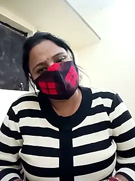 Shikha-mehra7 online show from November 1, 2025, 9:55 am