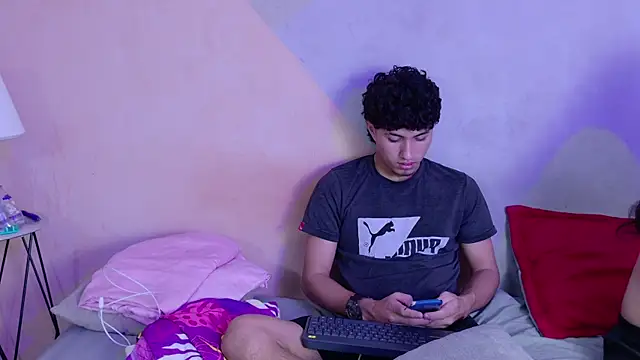 Laura and Kevin online show from September 10, 2025, 2:17 pm